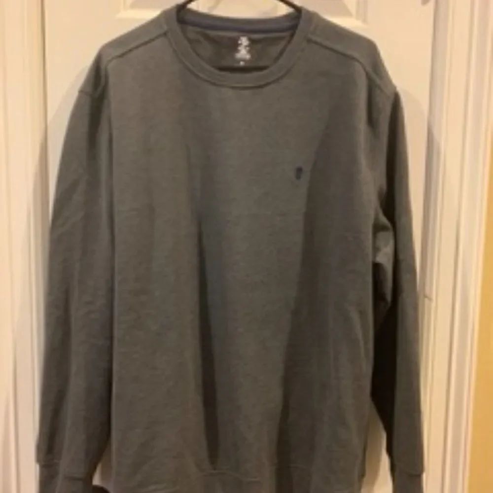 Izod Gray Sweatshirt